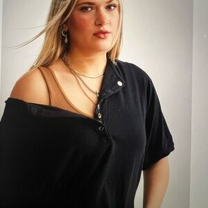 FREE PROPLE Maribel Henley top. Size Small. Black